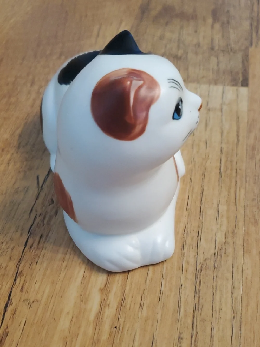 Royal Orleans Calico Cat Vintage 80s Porcelain Sculpture - Collectible